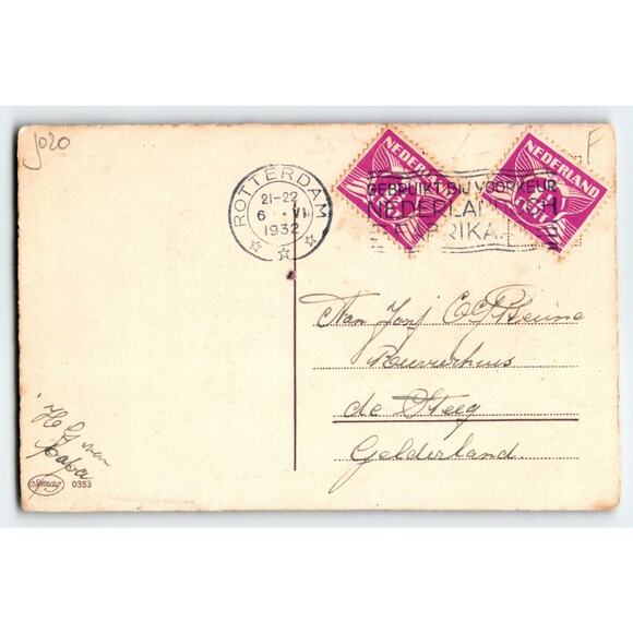 Bonzo Dressed Puppy Dog Under Tree Postcard Fantasy Anthropomorphic 1932 Vintage - Picture 2 of 2